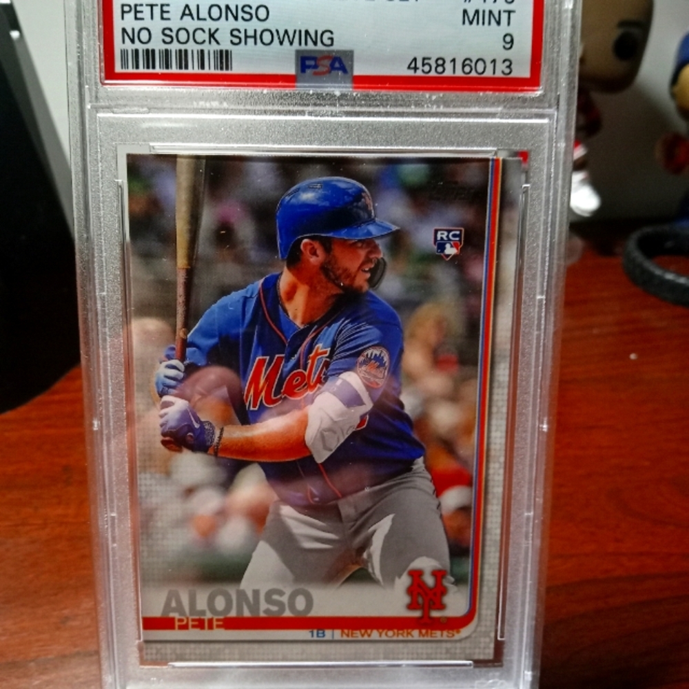 Pete Alonso RC rookie card no sock showing PSA 9